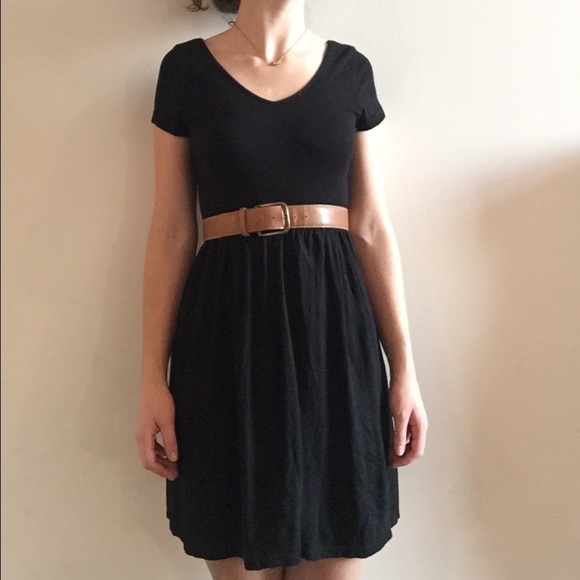 Dresses & Skirts - SALE🍁🍂Black reversible neckline dress