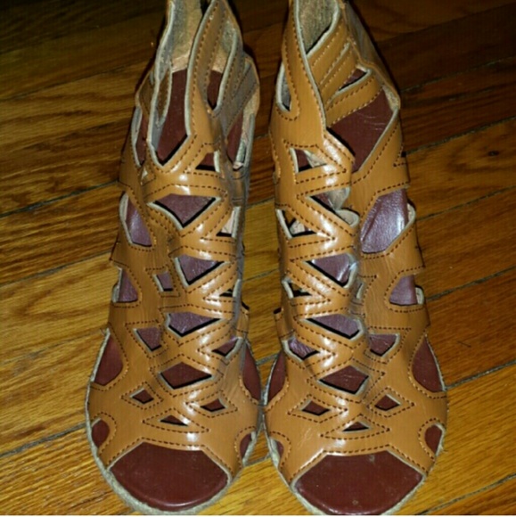 Brown caged sandals