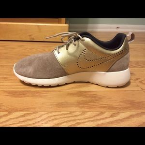 nike roshe damen beige nike roshe damen beige