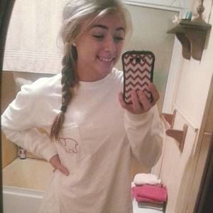 Meet your Posher, Charlea