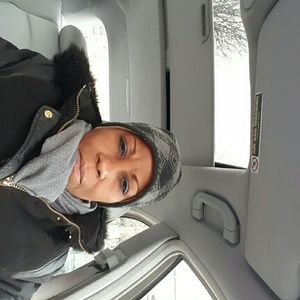 Meet your Posher, Joeann