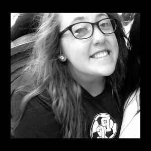 Meet your Posher, Alexis