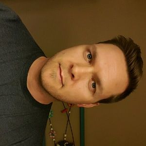 Meet your Posher, Jonathan