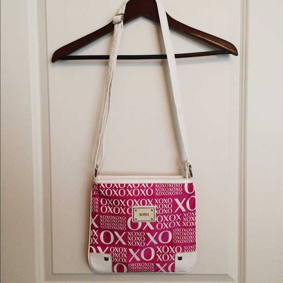 Xoxo Sling bag