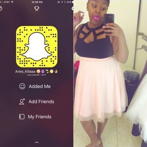 Meet your Posher, Simone