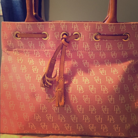 Dooney & Bourke purse
