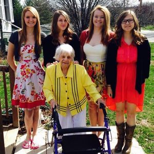 Meet your Posher, Brooke