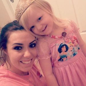 Meet your Posher, Danielle