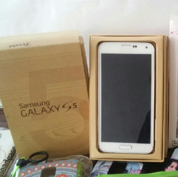 Boost Samsung Galaxy S5 w/ 9 Cases