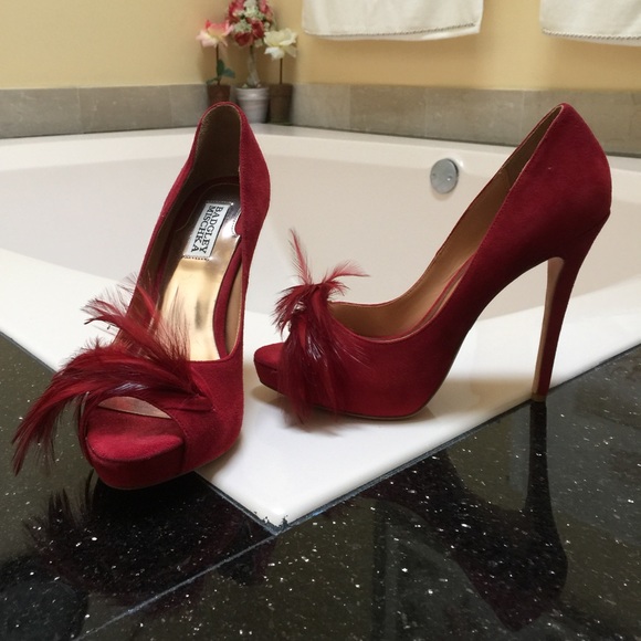 Badgley Mischka Shoes - 👠 Authentic Red Badgley Mischka heels