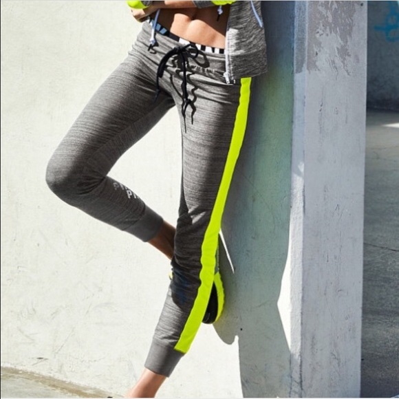 vs pink ultimate gym pants