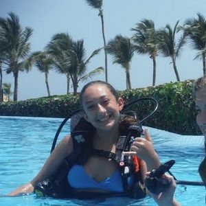 Meet your Posher, Mikayla