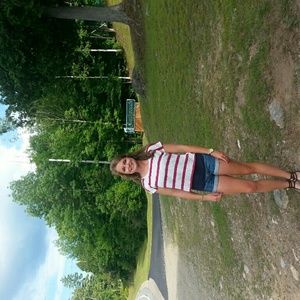 Meet your Posher, Camille