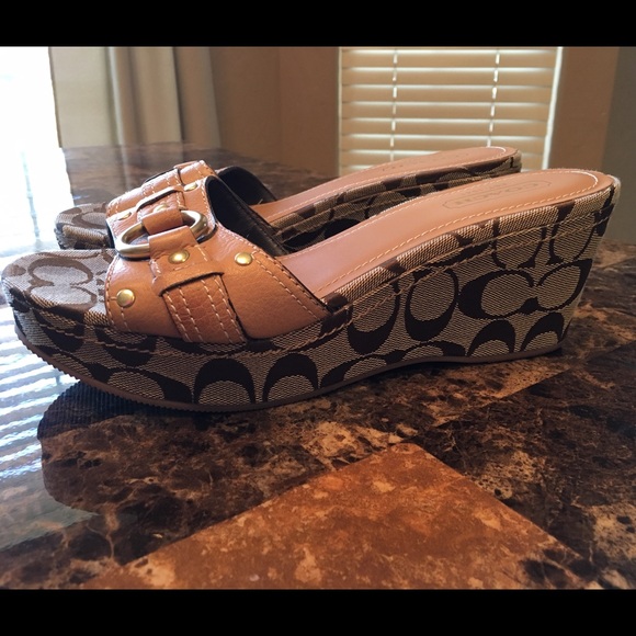 Coach Wedges