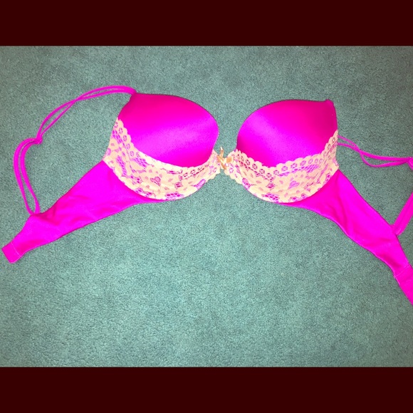 Very Sexy Victoria Secret Push-Up Bra 34C