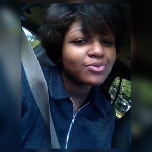 Meet your Posher, Latasha