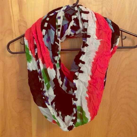 American Eagle Outfitters Accessories - Infinity scarf