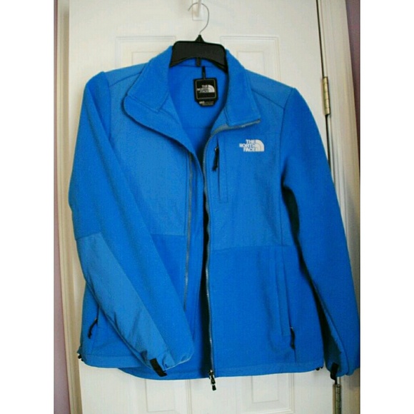 NWOT North Face Blue Denali Jacket