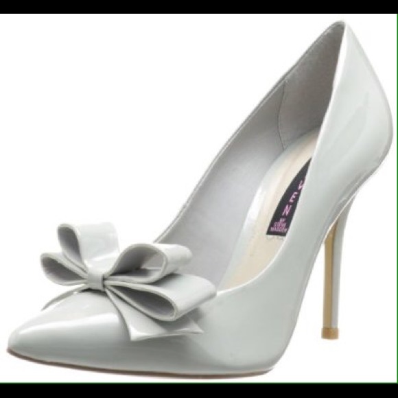 Steve Madden Ravesh Bow Heels 9.5