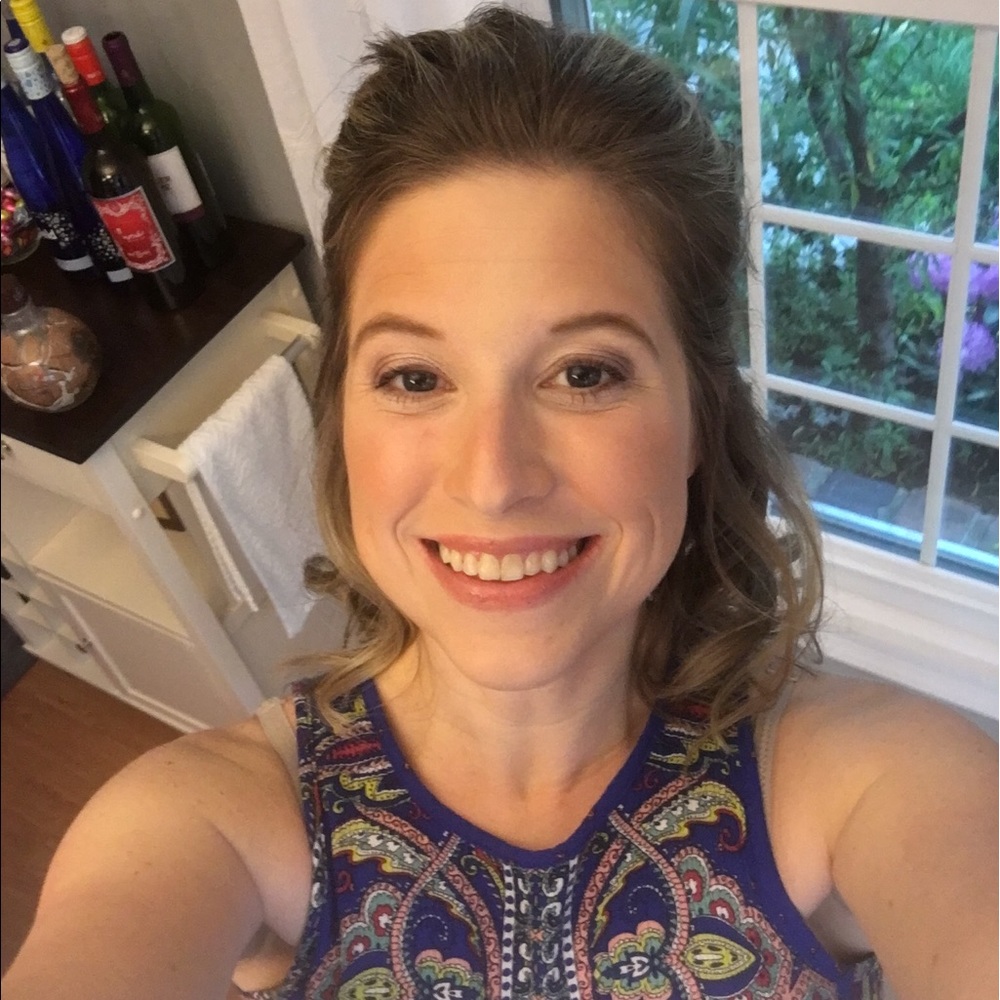 Meet your Posher, Kelly