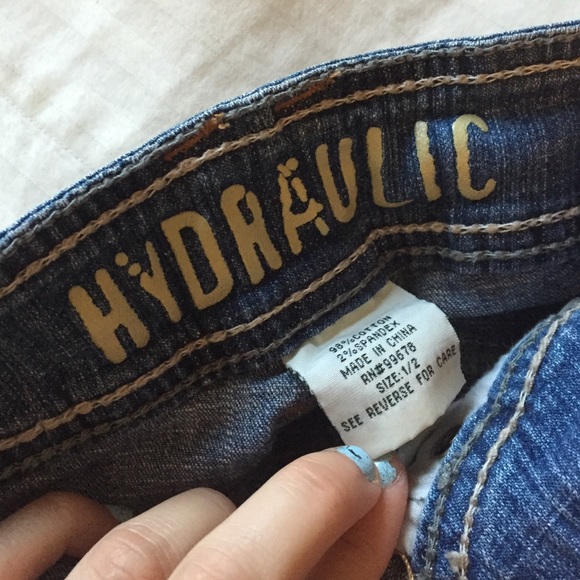 Capris - Picture 3 of 3