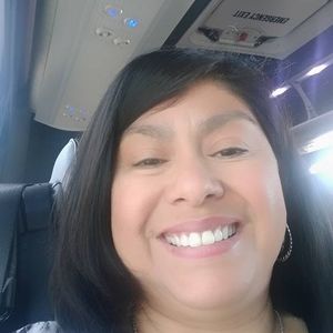 Meet your Posher, Lidia