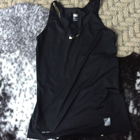 Nike Pro Tank
