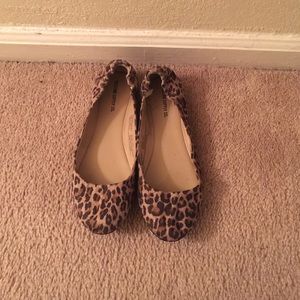 Leopard flats
