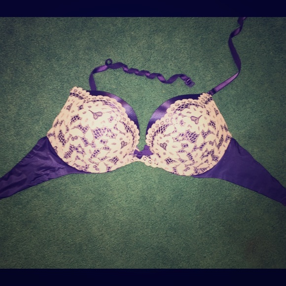 VS Bombshell Plunge 34D