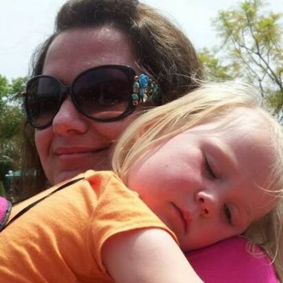 Meet your Posher, Jenna - Picture 2 of 3