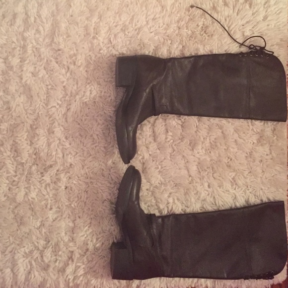 High boots - Picture 3 of 3