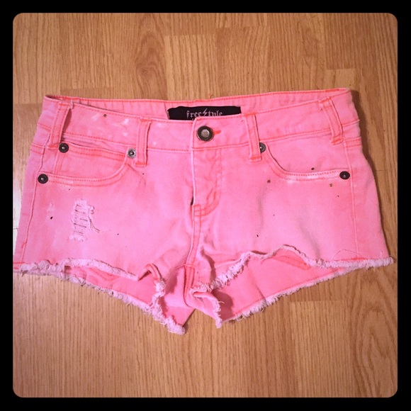 Hot pink denim shorts. - Picture 1 of 2