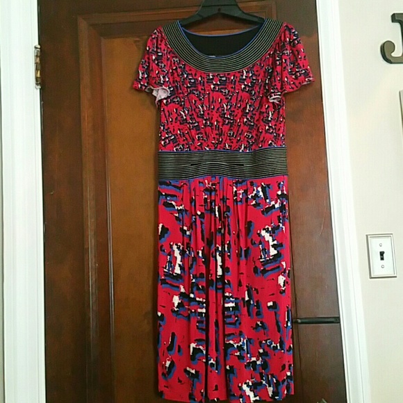 BCBG knee length red patterned dress