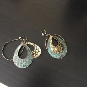 Chic Earrings!!!