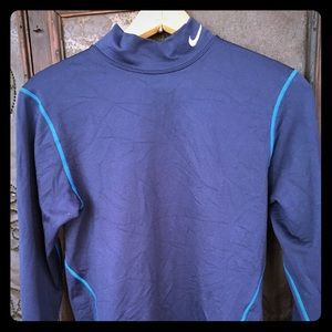 Nike Fitted Winter Gear top