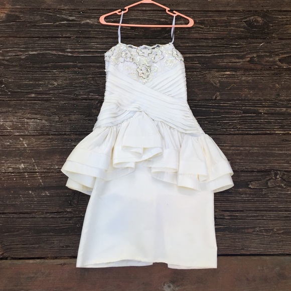Vintage white party dress