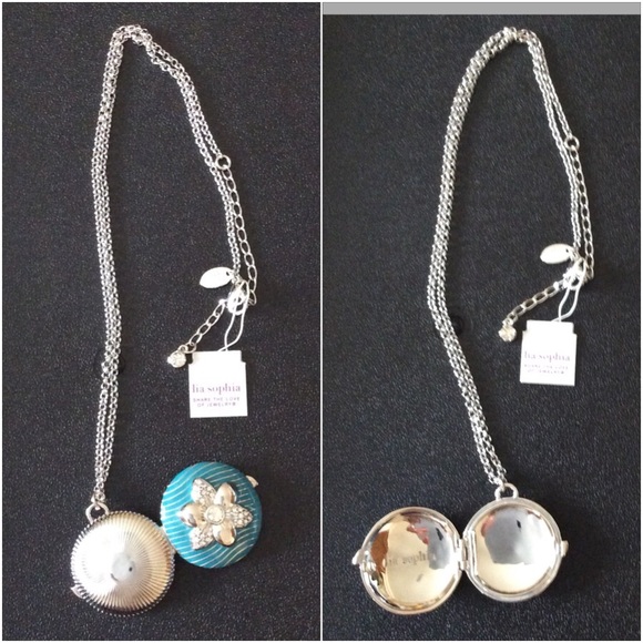 SOLD 🎉HOST PICK🎉Pretty,Flirty,Girly🎉Wallflower - Picture 2 of 3