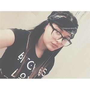 Meet your Posher, Brittney