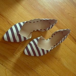 NEVER WORN flat stripes