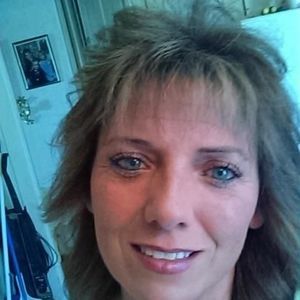 Meet your Posher, Maxine