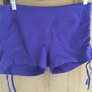 GapFit Ruched Yoga Shorts