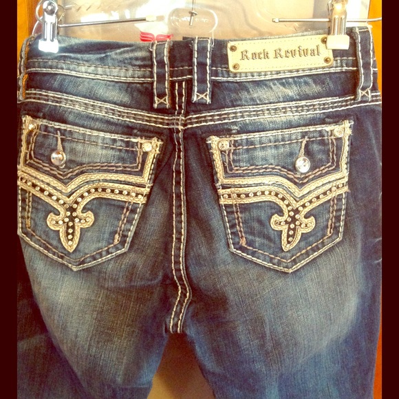 Rock revival boot cut jeans size 28