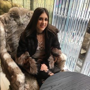 Meet your Posher, Stephanie