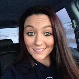 Meet your Posher, Nikki