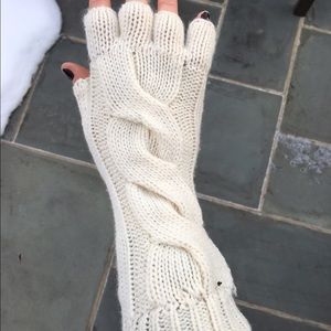 Gap Fingerless Gloves