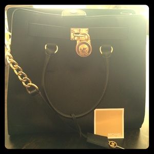 Black & gold Michael Kors Hamilton hand bag