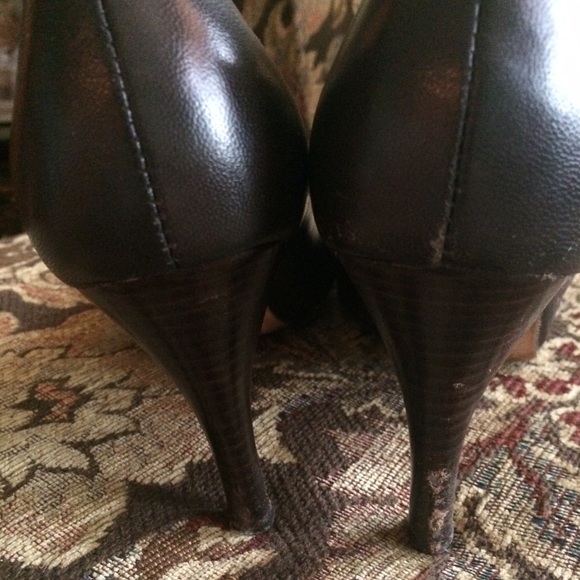 Calvin Klein Brown Leather Heels - Picture 3 of 4