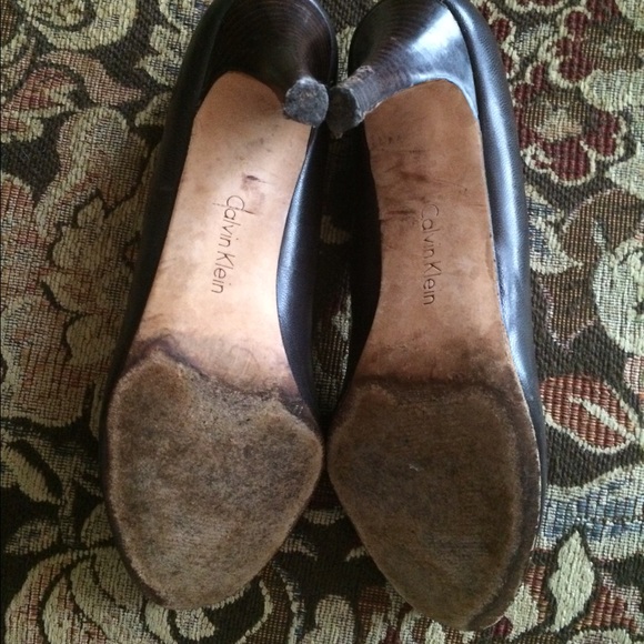 Calvin Klein Brown Leather Heels - Picture 4 of 4