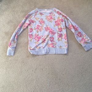 kinda light grey sweatshirt with pink flowers