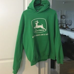 John deer hoodie 💚